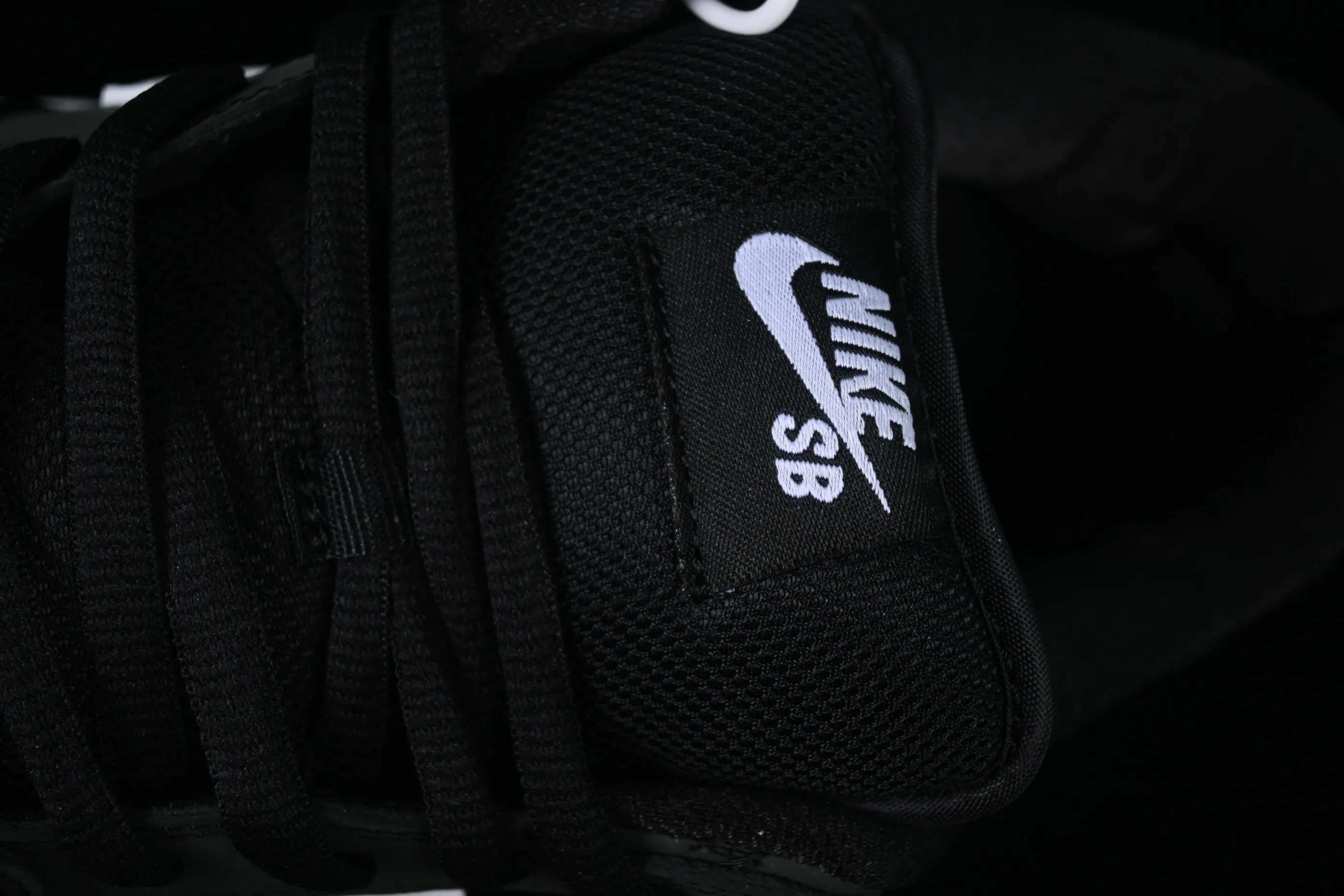 All categories Nk SB Dunk series Nk SB Dunk Low low-top sneakers Nk SB Dunk Low Raw rubber matte black SB low-top sports and leisure sneakers CD2563-006